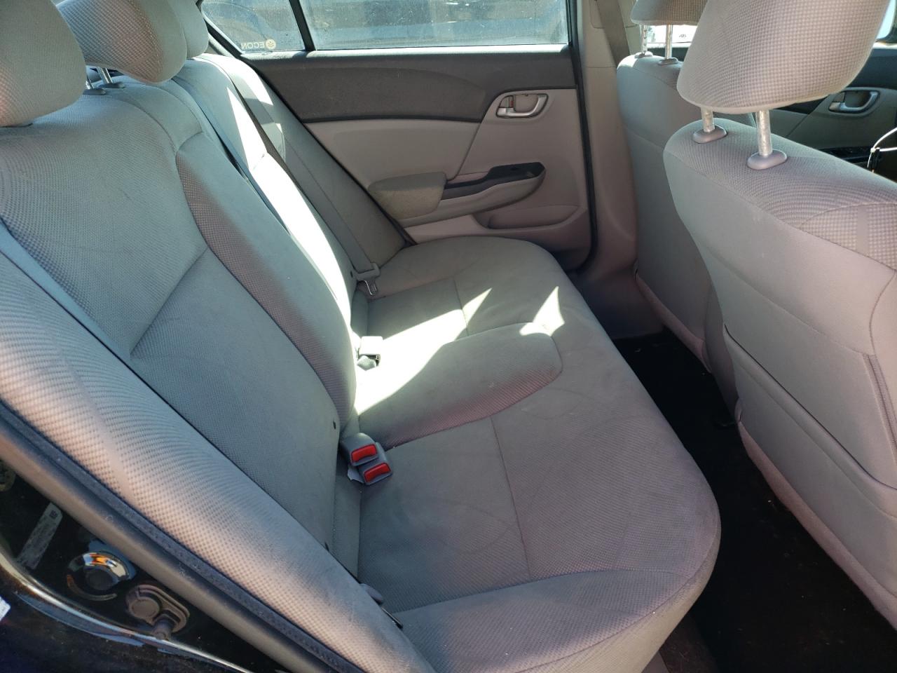 Photo 6 from auction – 2012 HONDA CIVIC LX with VIN 2HGFB2F51CH595168
