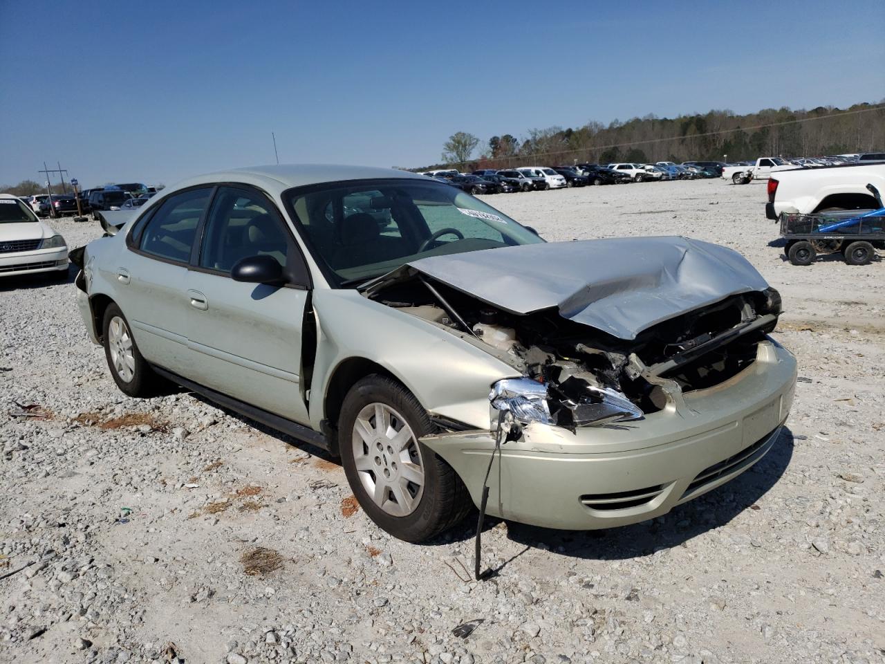 FORD TAURUS SE 2006 z numerem VIN 1FAFP53U56A127062 - Zdjęcie z aukcji