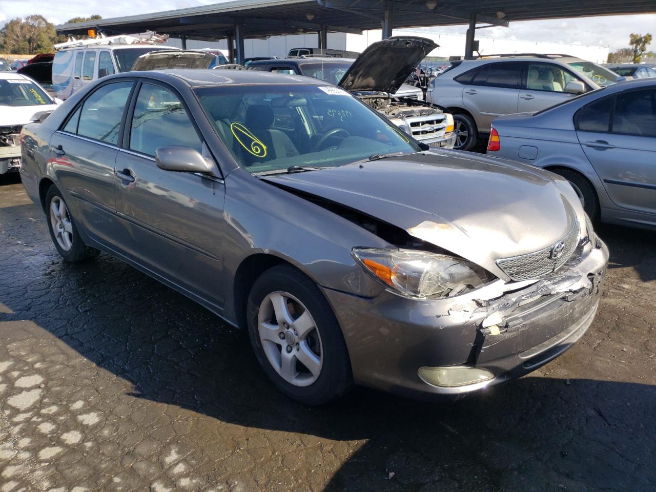 Photo 1 from auction – 2002 TOYOTA CAMRY LE with VIN JTDBF32K020064212
