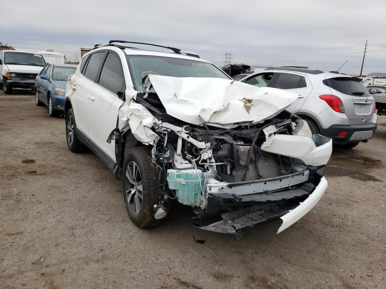 TOYOTA RAV4 XLE 2016 with VIN JTMRFREV4GJ078574 - Photo from auction