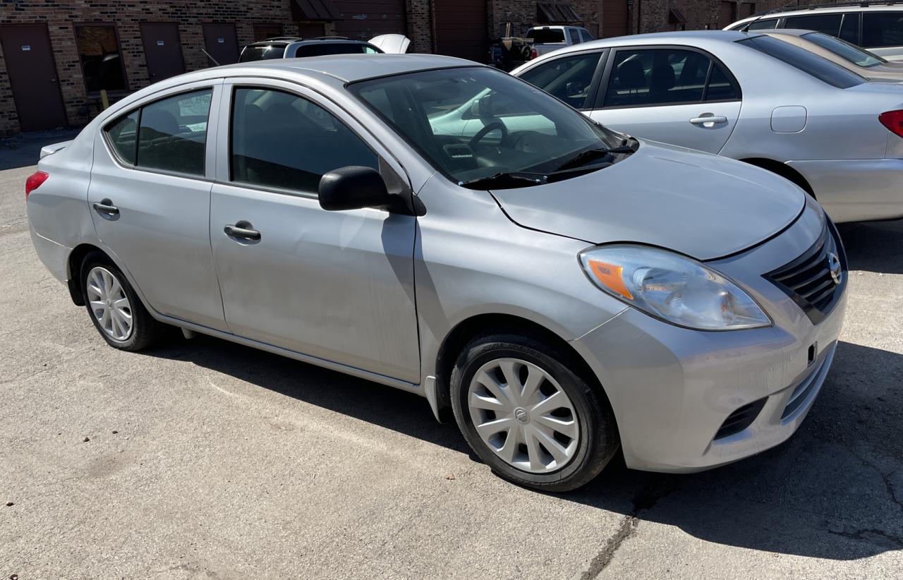 NISSAN VERSA S 2014 with VIN 3N1CN7AP9EL826829 - Photo from auction