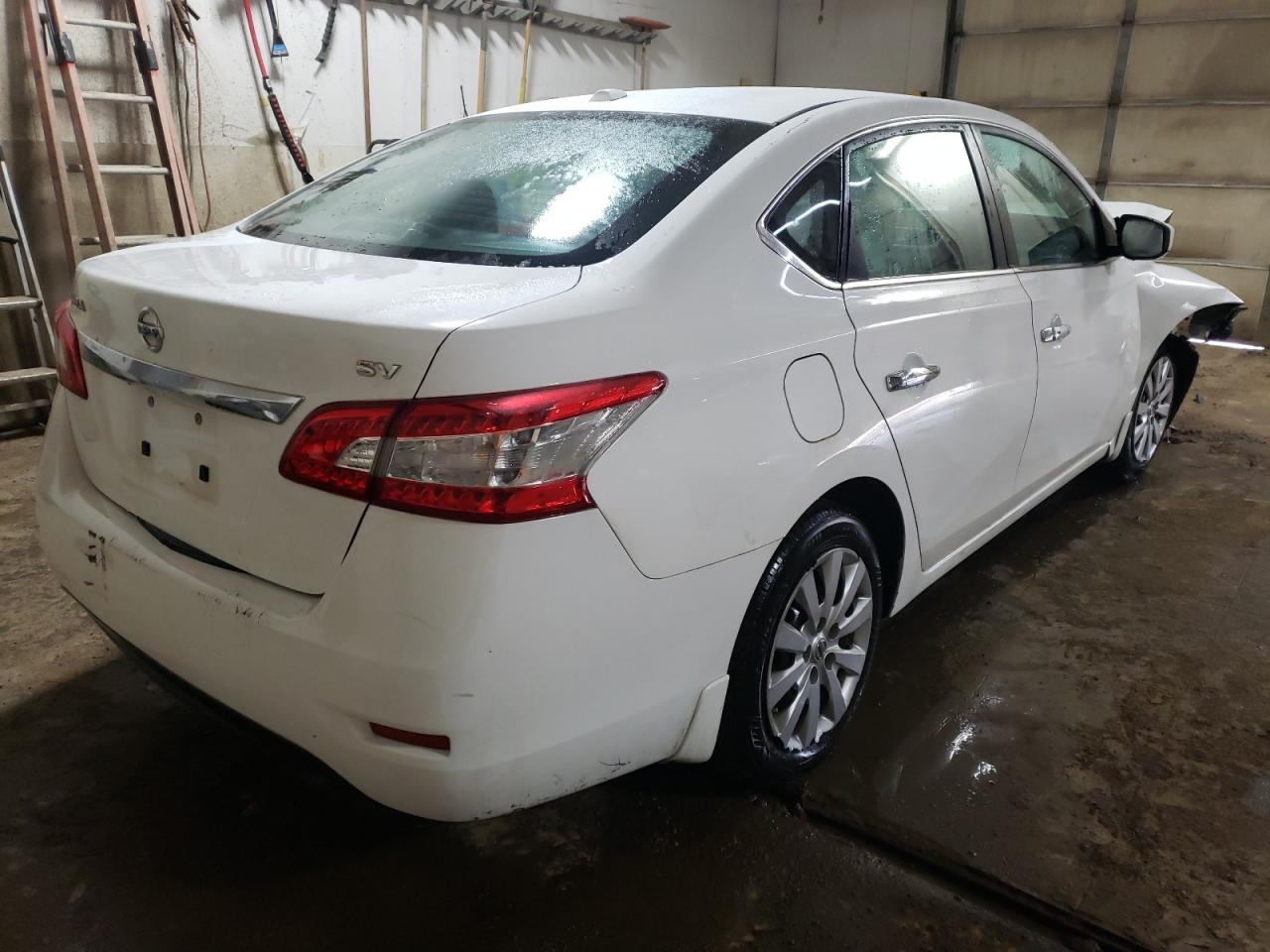 Photo 4 from auction – 2015 NISSAN SENTRA S with VIN 3N1AB7AP1FY243367