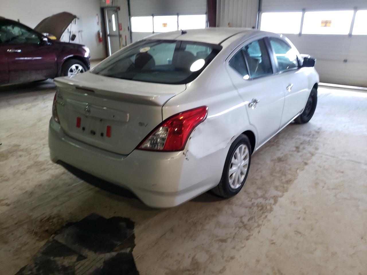 Photo 4 from auction – 2017 NISSAN VERSA S with VIN 3N1CN7AP8HK441577