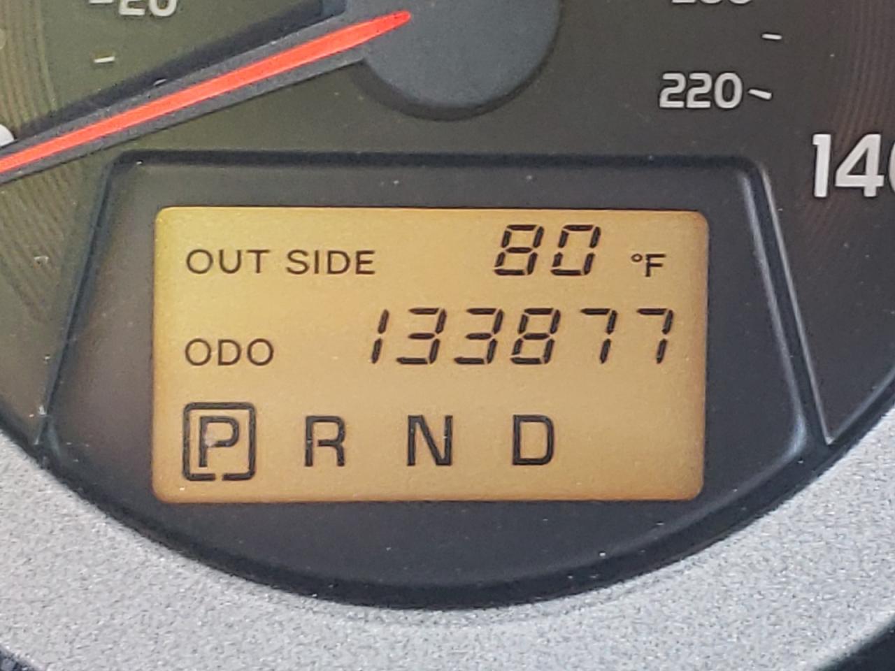 Photo 8 from auction – 2007 TOYOTA RAV4 with VIN JTMZD33V675034042