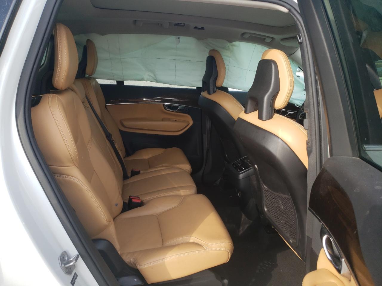 Photo 6 from auction – 2016 VOLVO XC90 T6 with VIN YV4A22PK8G1030236