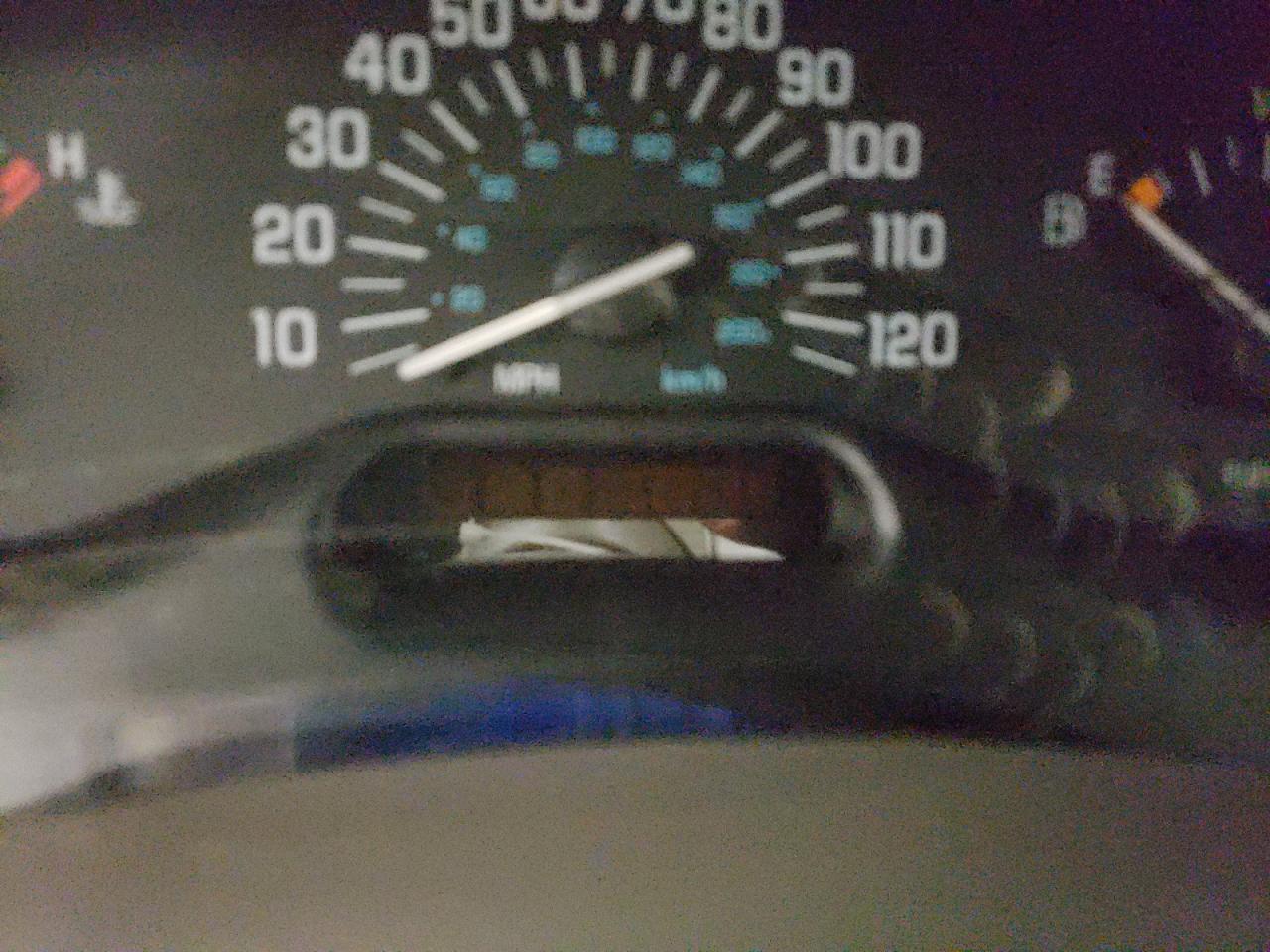 Photo 8 from auction – 2000 BUICK CENTURY LI with VIN 2G4WY55J9Y1168328
