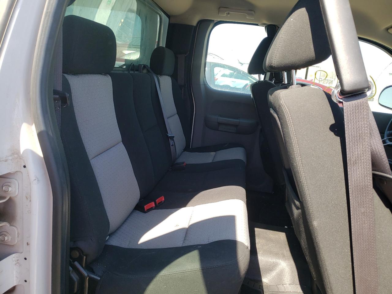 Photo 6 from auction – 2009 CHEVROLET SILVERADO with VIN 1GCEC19J29E164171