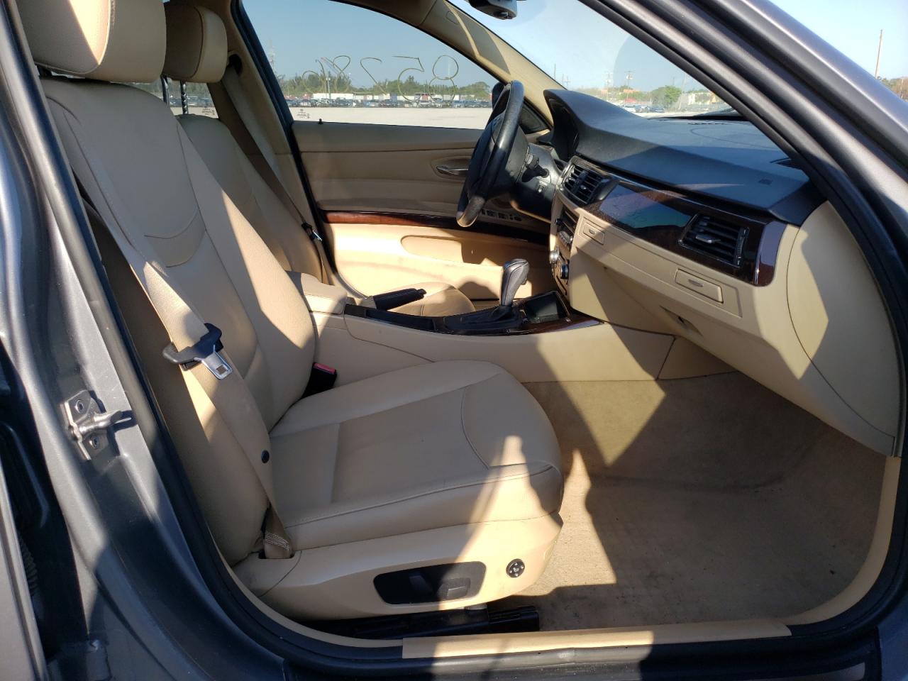 Photo 5 from auction – 2011 BMW 328 XI SUL with VIN WBAPK5C54BF123715