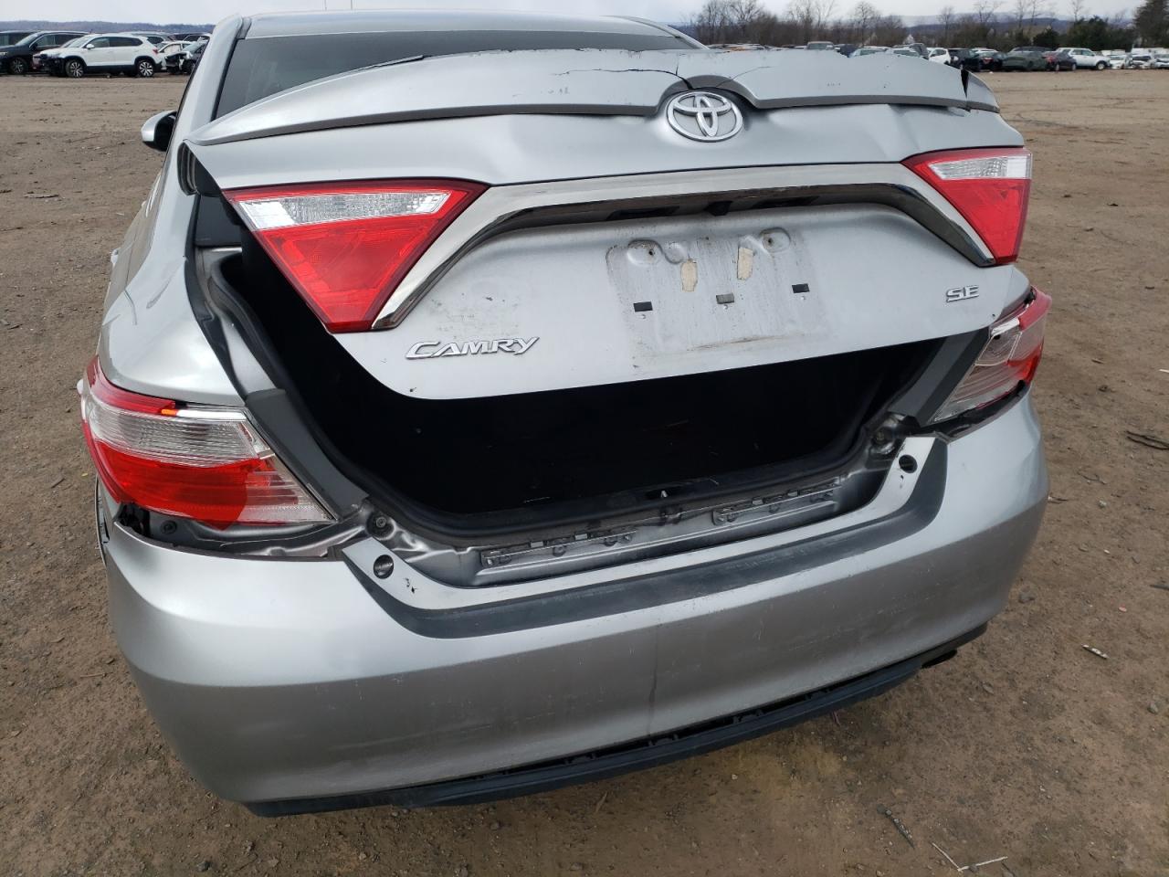 Photo 9 from auction – 2017 TOYOTA CAMRY LE with VIN 4T1BF1FK4HU672794