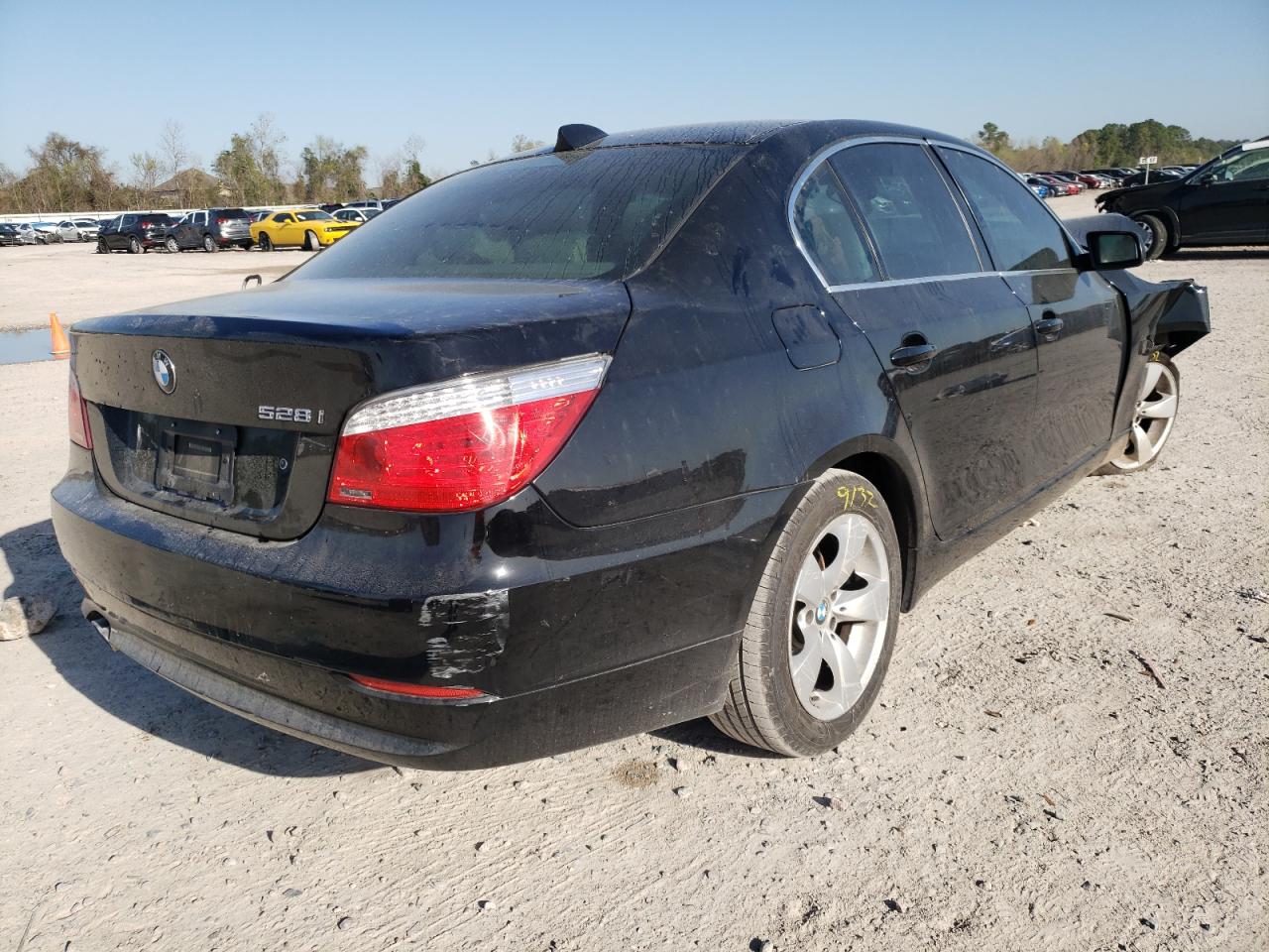 Photo 4 from auction – 2008 BMW 528 I with VIN WBANU53548CT03935