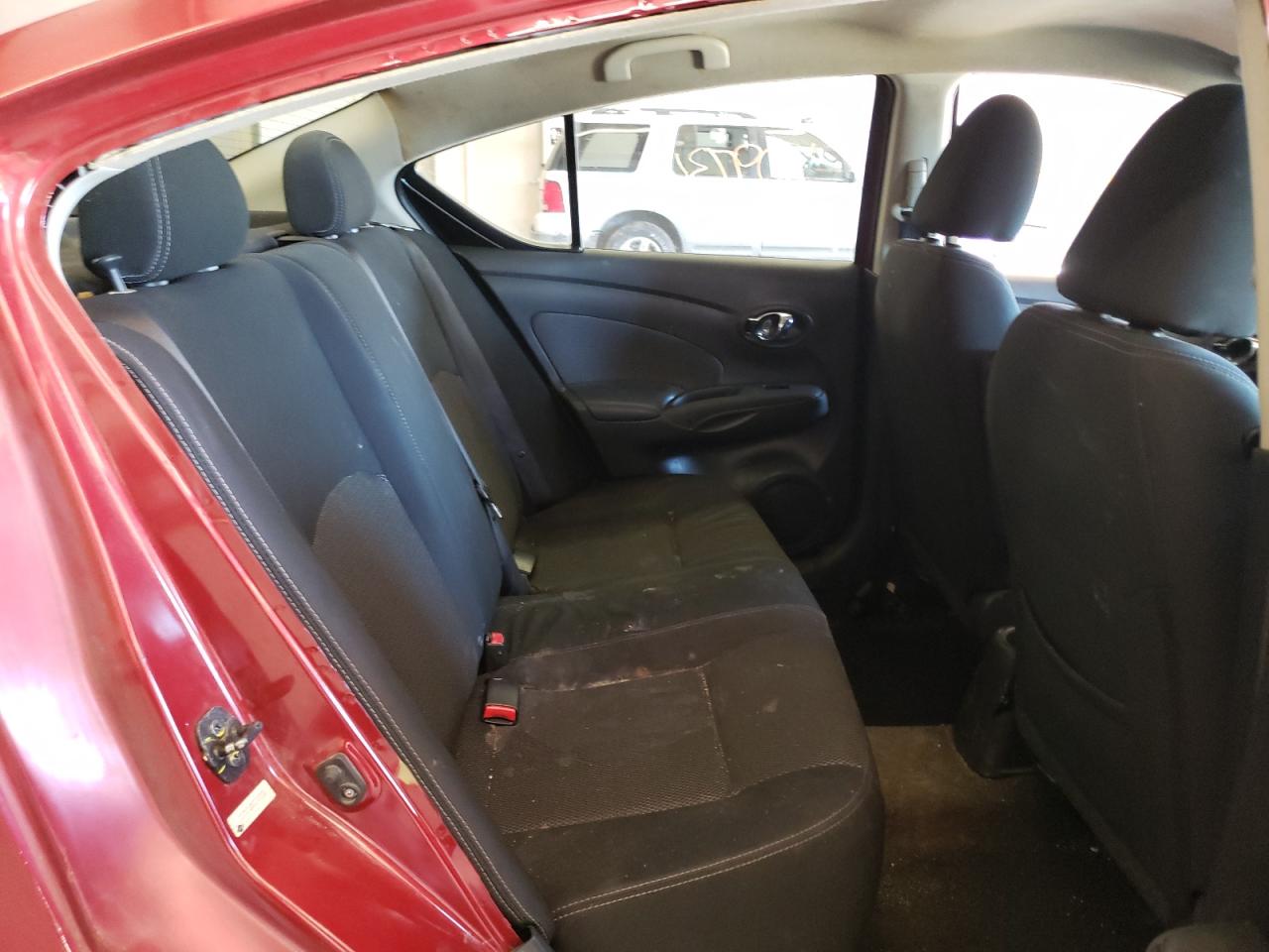 Photo 6 from auction – 2016 NISSAN VERSA S with VIN 3N1CN7AP5GL895228