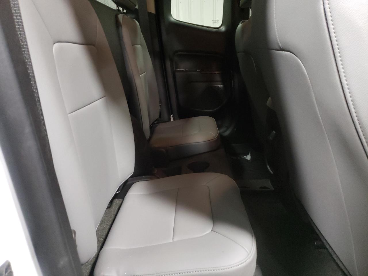 Photo 6 from auction – 2018 CHEVROLET COLORADO with VIN 1GCHSBEA6J1228333