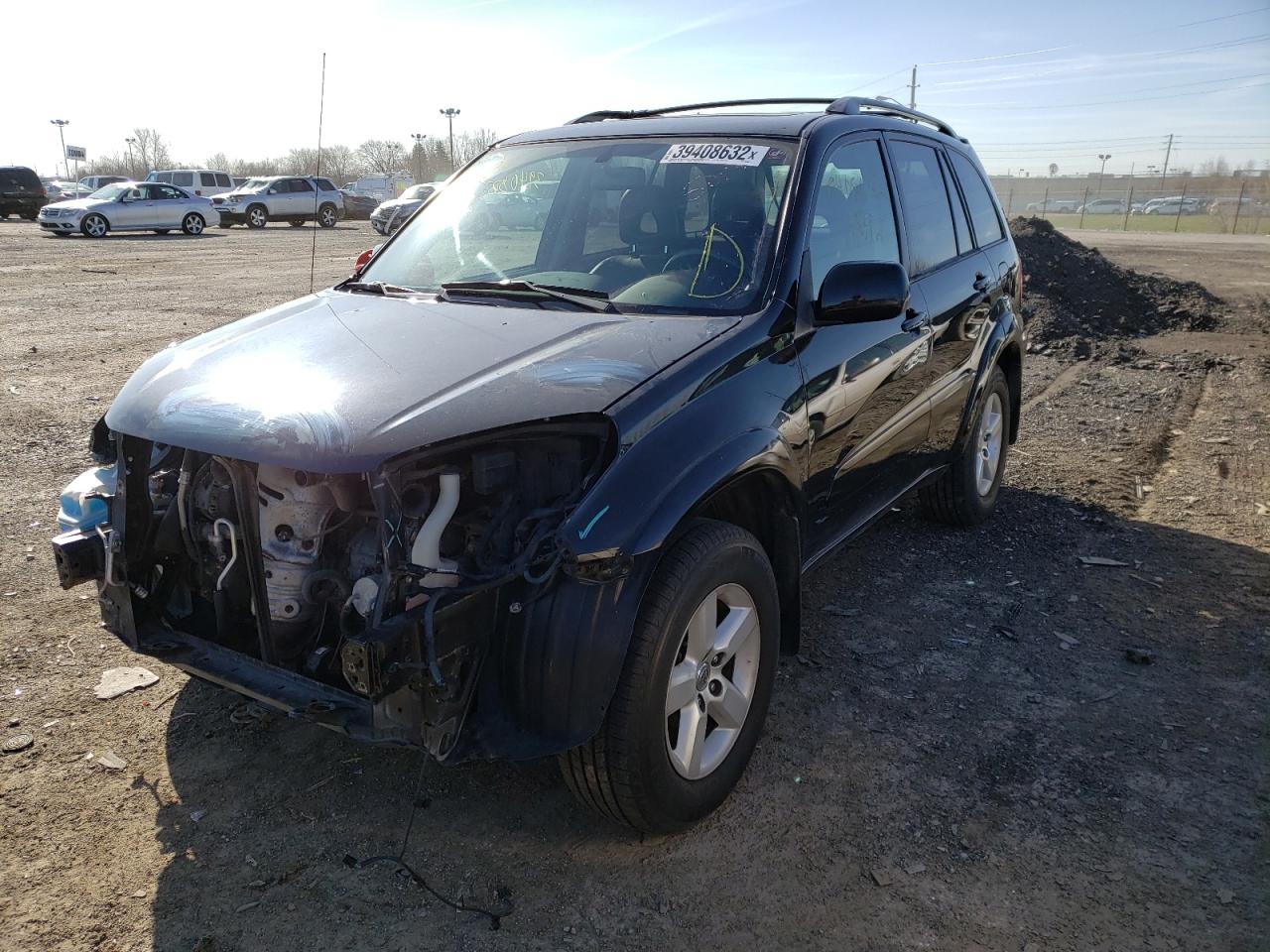 Photo 2 from auction – 2005 TOYOTA RAV4 with VIN JTEHD20V556034885