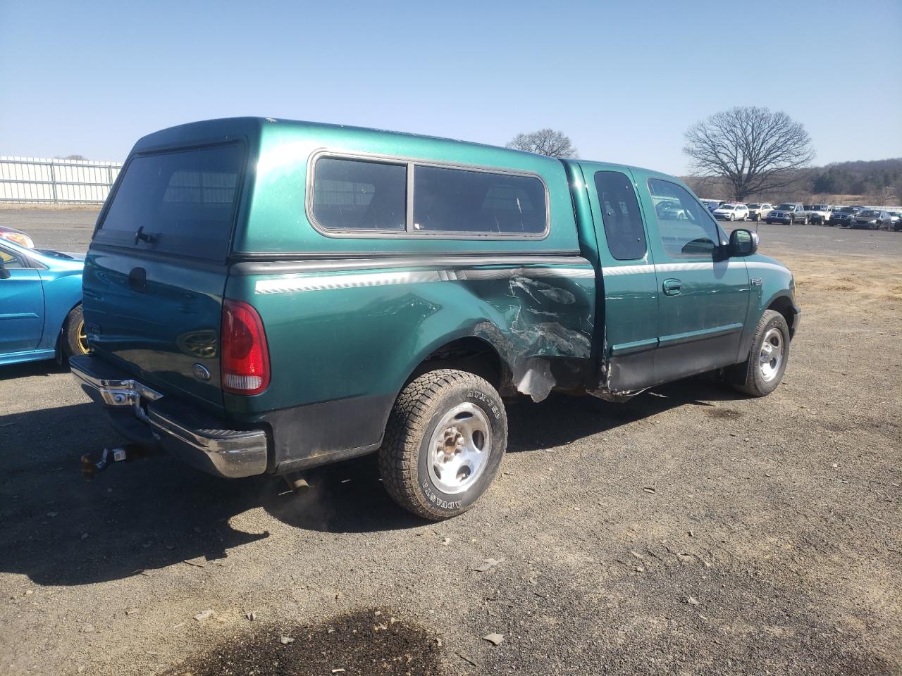 Photo 4 from auction – 1999 FORD F150 with VIN 2FTZX1727XCA39249