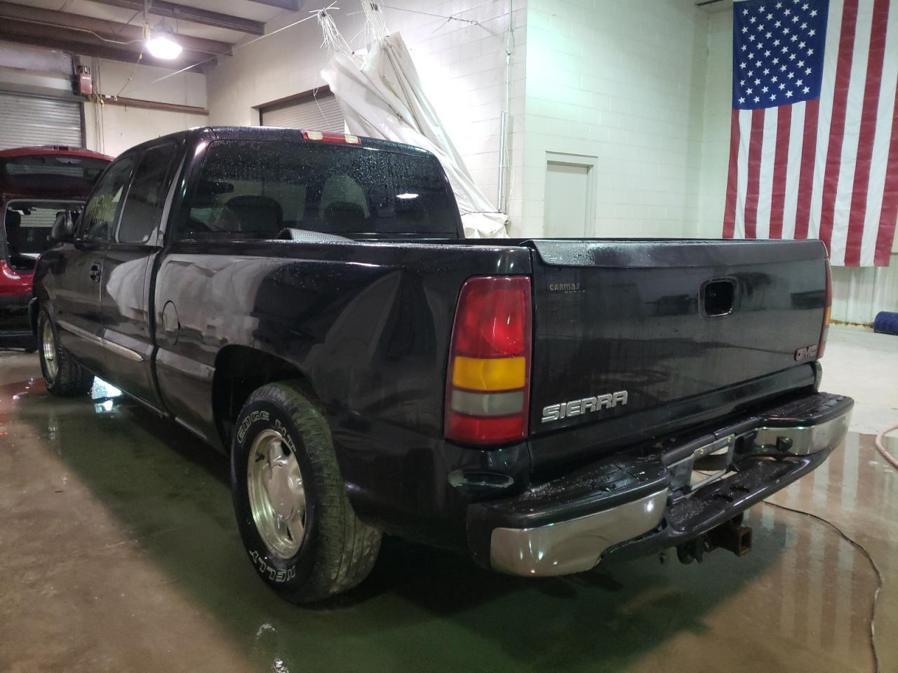 Photo 3 from auction – 2003 GMC NEW SIERRA with VIN 2GTEC19T831145506