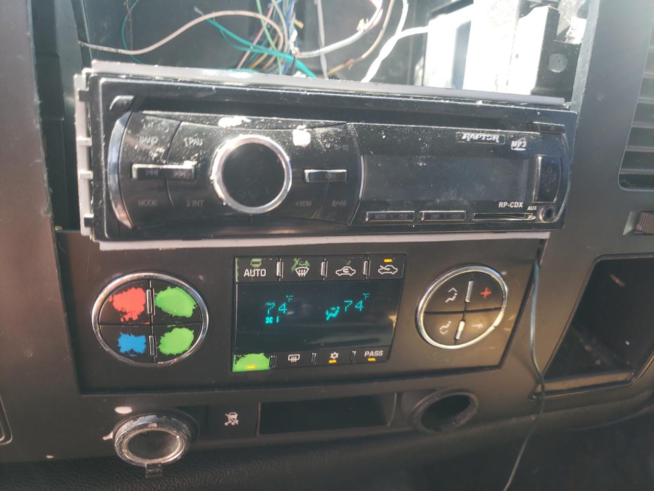 Photo 9 from auction – 2010 GMC SIERRA C15 with VIN 3GTRCVE01AG250185