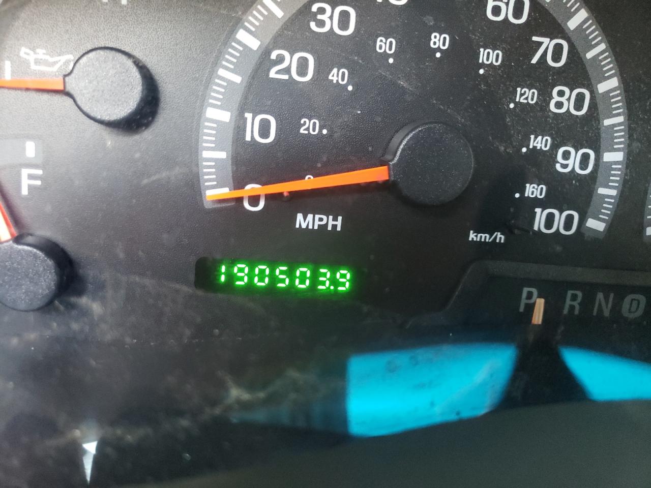 Photo 8 from auction – 2000 FORD F150 with VIN 1FTRX18L3YNB01233