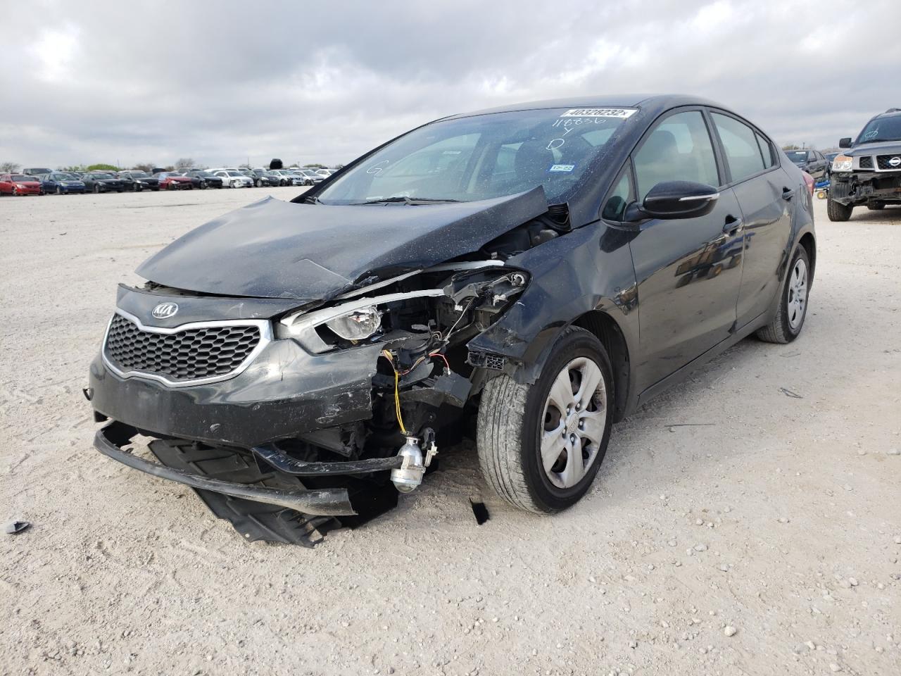 Photo 2 from auction – 2015 KIA FORTE LX with VIN KNAFX4A64F5416772