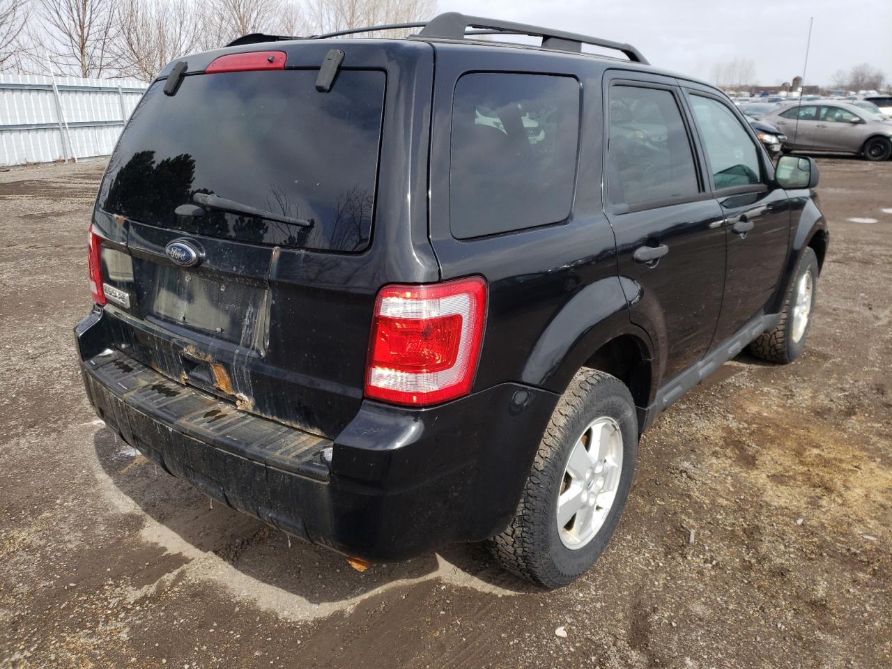 Photo 4 from auction – 2011 FORD ESCAPE XLT with VIN 1FMCU9D72BKB56248