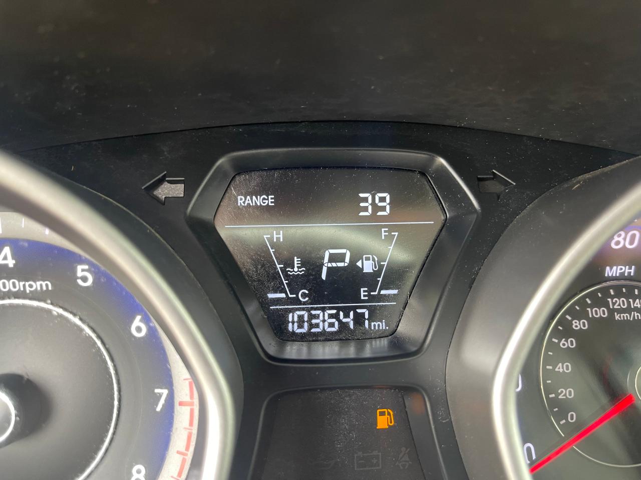 Photo 8 from auction – 2014 HYUNDAI ELANTRA SE with VIN KMHDH4AE5EU098997