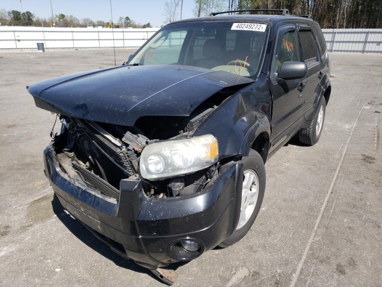 Photo 2 from auction – 2006 FORD ESCAPE LIM with VIN 1FMYU94106KC82485