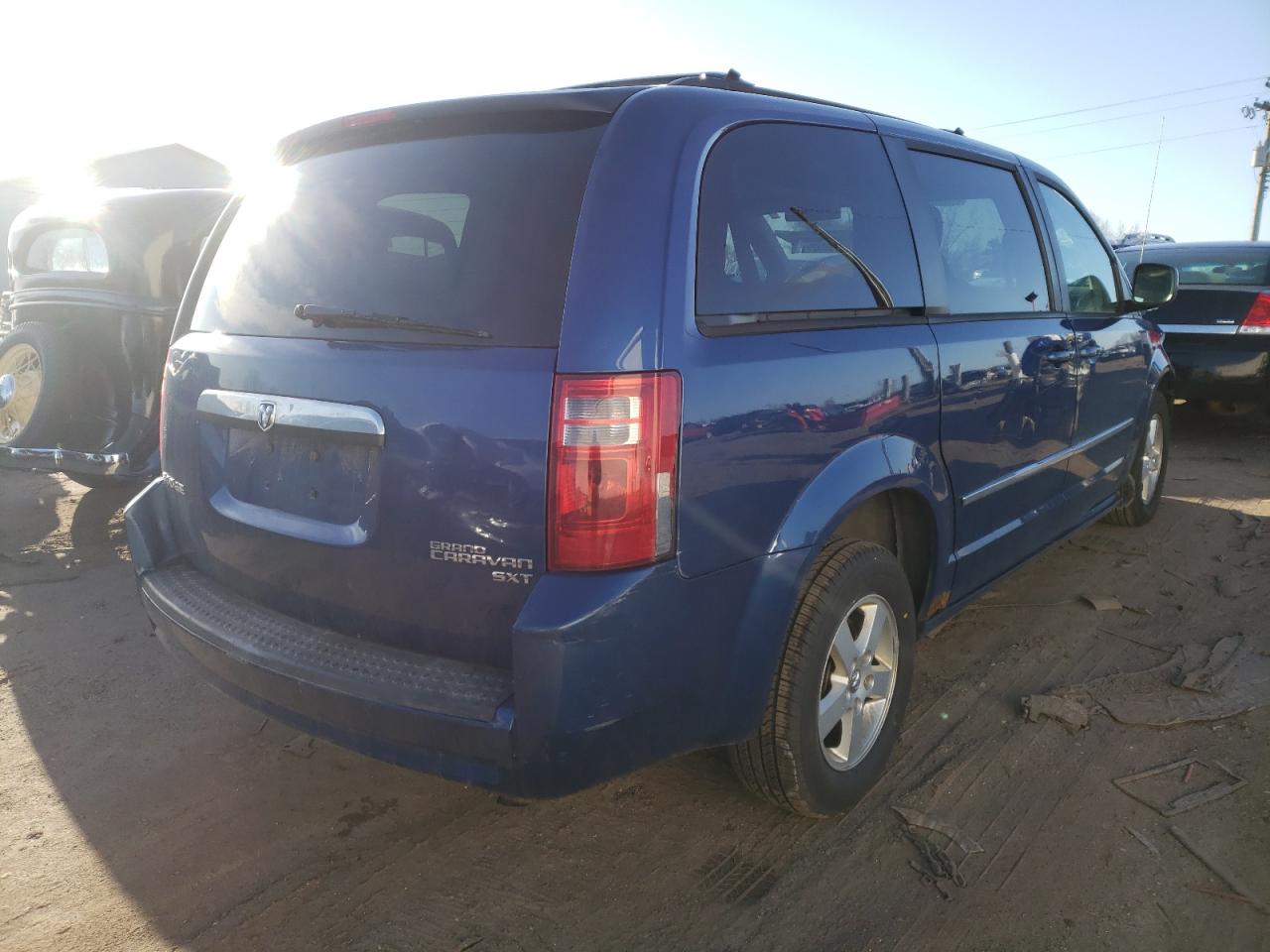 Photo 4 from auction – 2010 DODGE GRAND CARA with VIN 2D4RN5D13AR154446
