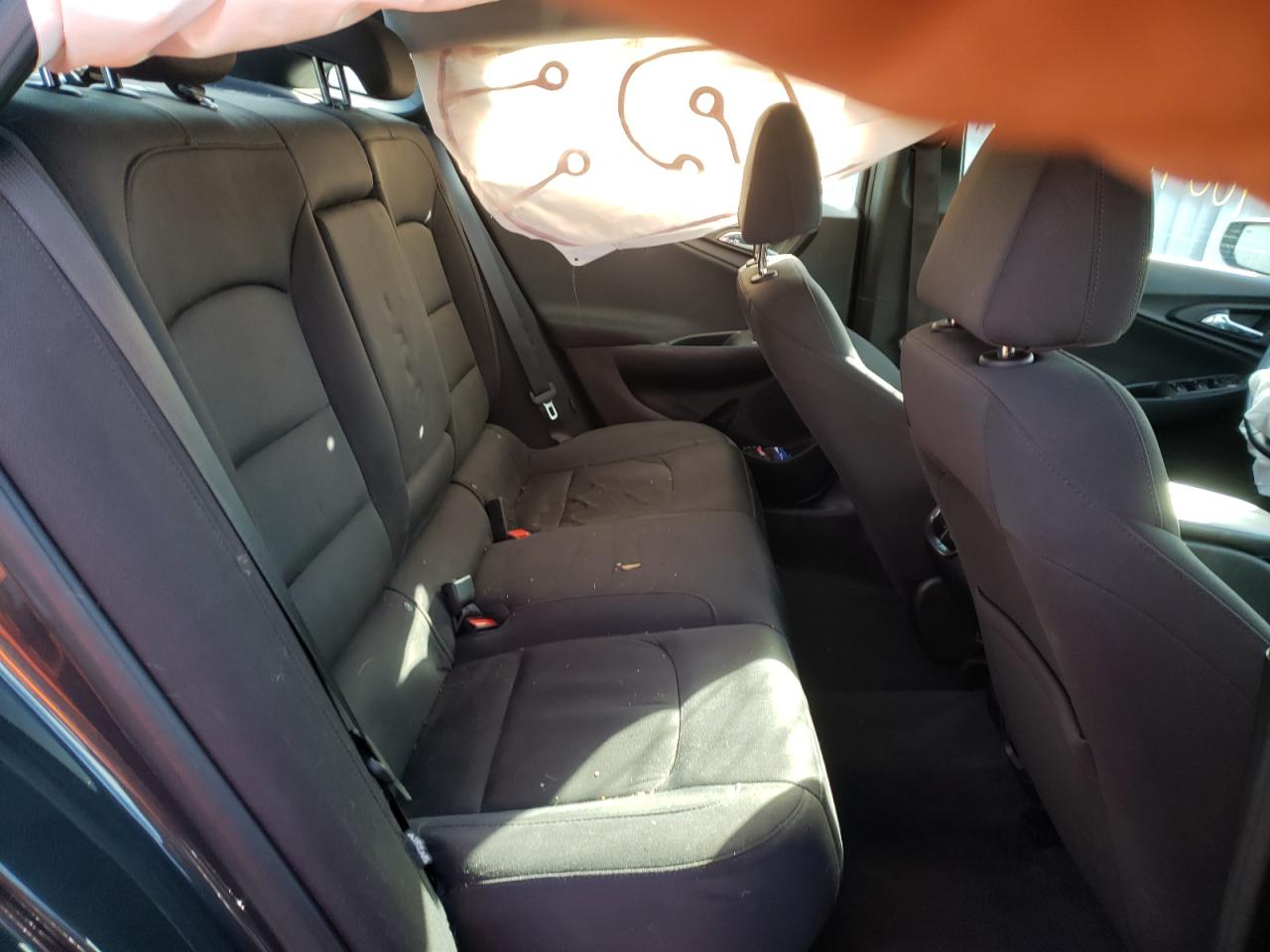 Photo 6 from auction – 2018 CHEVROLET MALIBU LT with VIN 1G1ZD5ST4JF114977
