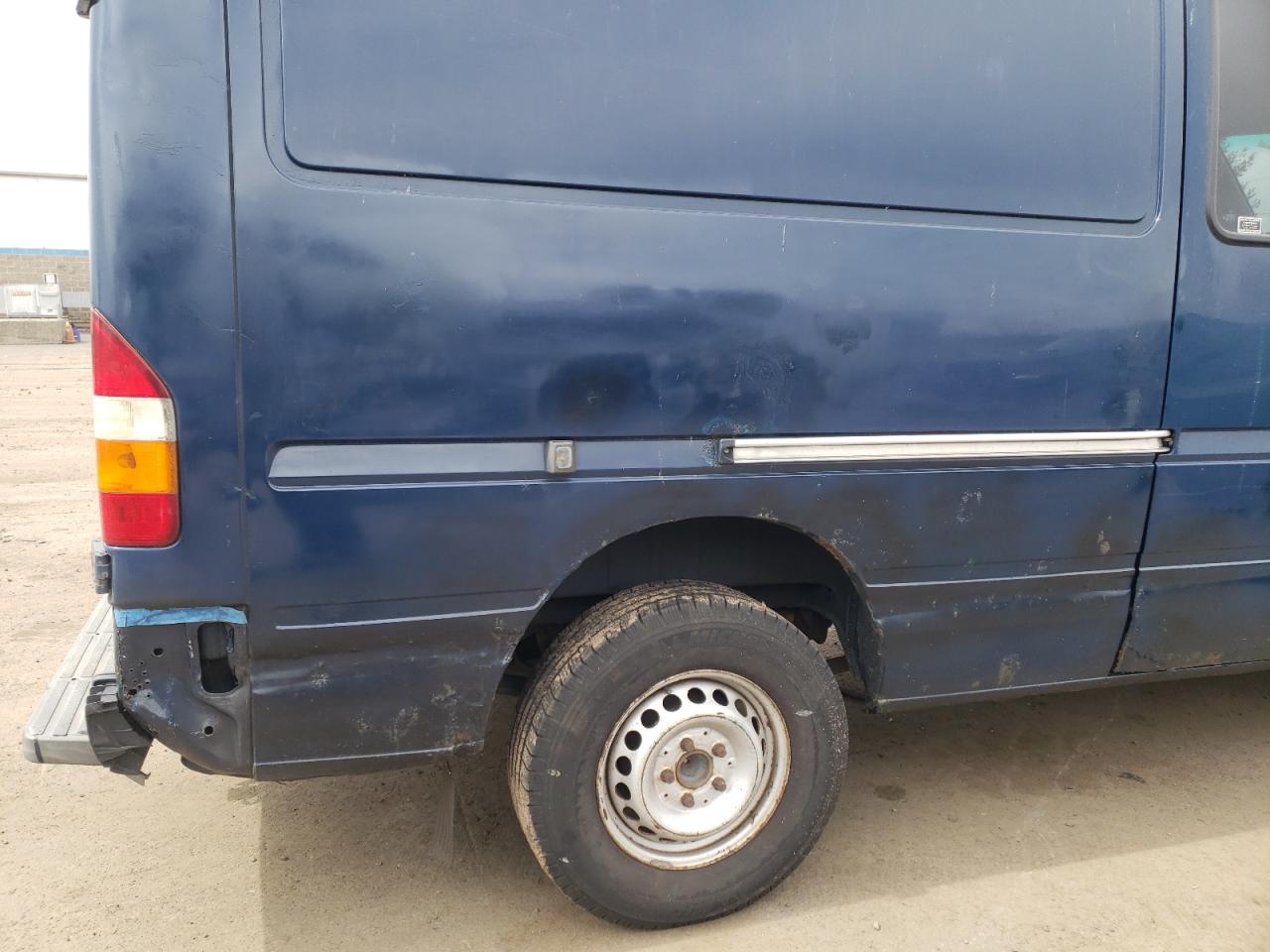 Photo 9 from auction – 2006 FREIGHTLINER SPRINTER 2 with VIN WDYPD644065968117