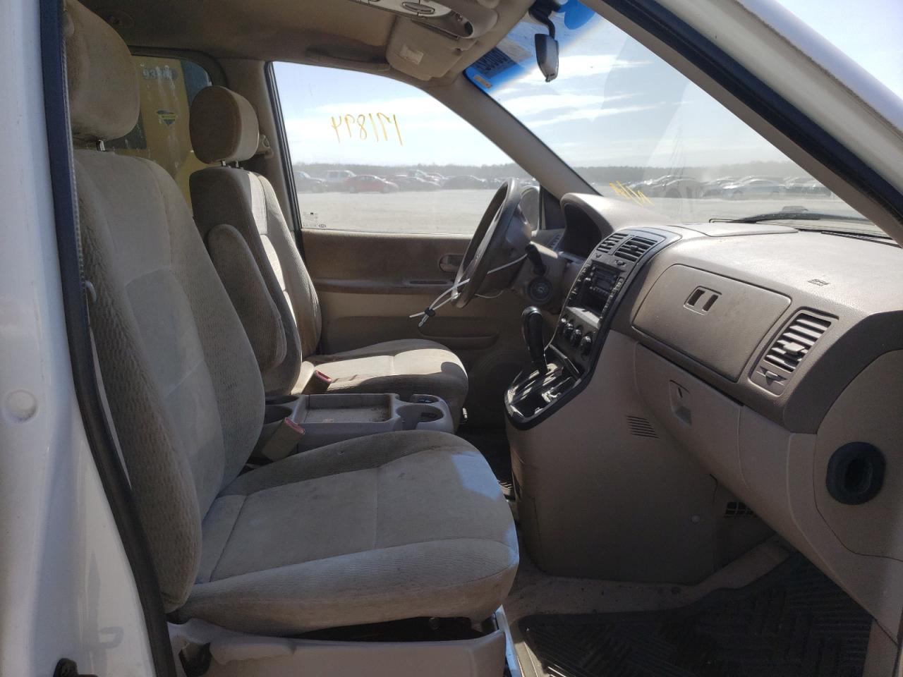 Photo 5 from auction – 2004 KIA SEDONA EX with VIN KNDUP131846541758
