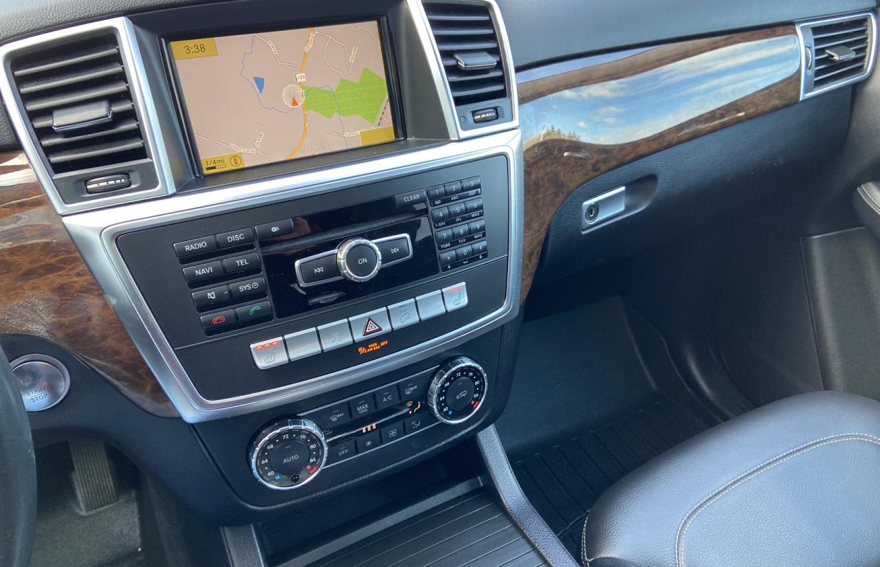 Photo 9 from auction – 2012 MERCEDES-BENZ ML 350 BLU with VIN 4JGDA2EB8CA050238