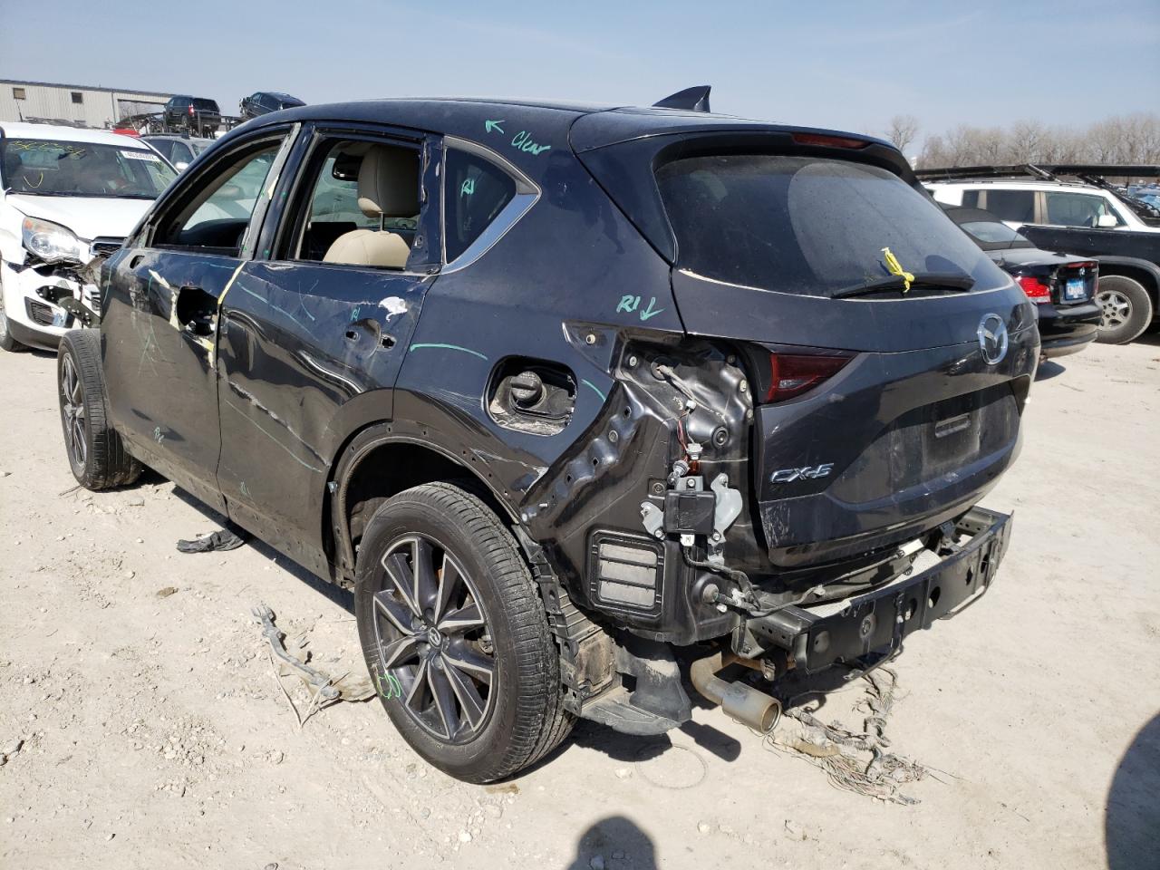 Photo 3 from auction – 2018 MAZDA CX-5 TOURI with VIN JM3KFACM7J1424385