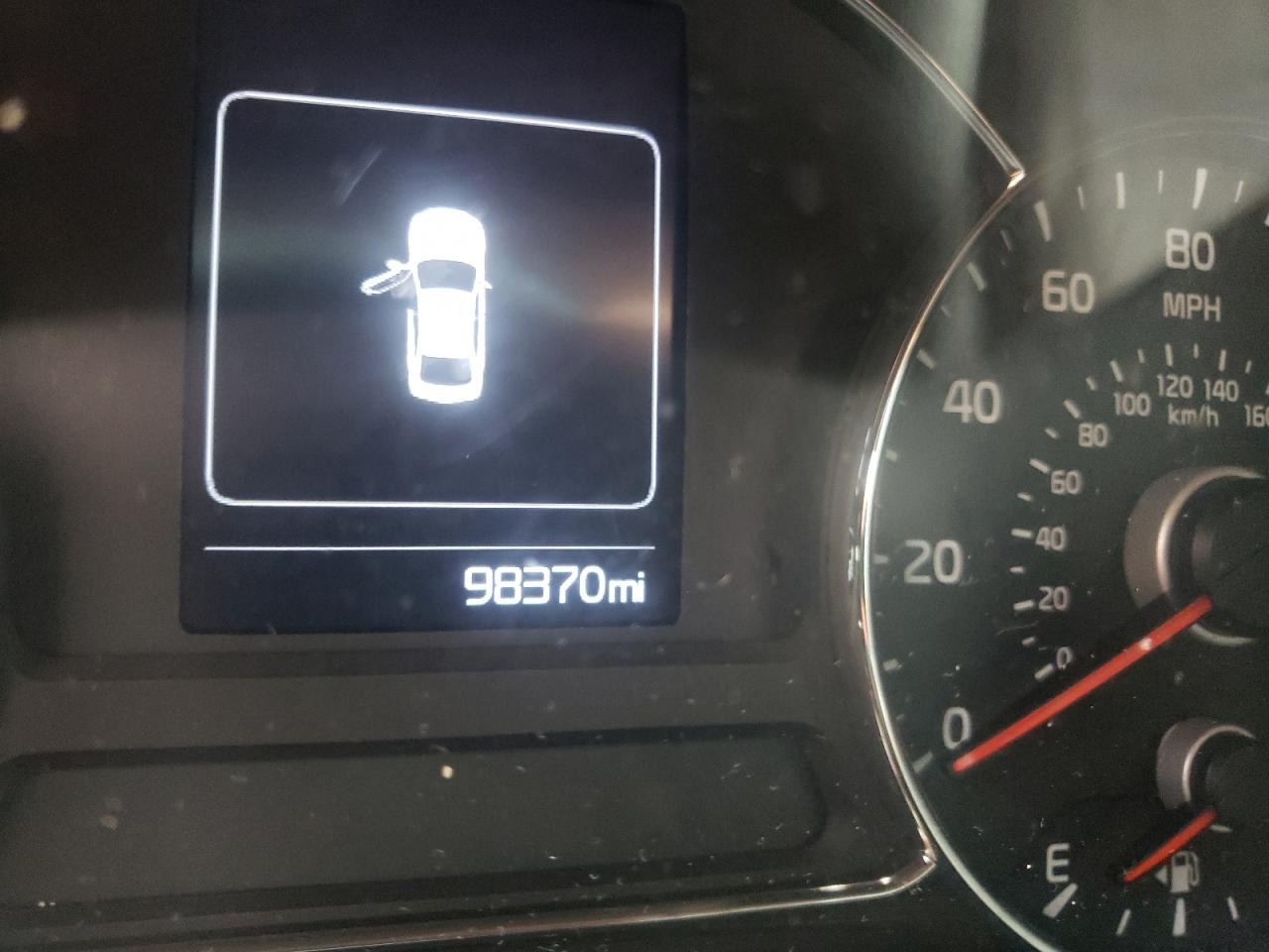 Photo 8 from auction – 2017 KIA FORTE LX with VIN 3KPFL4A76HE033916