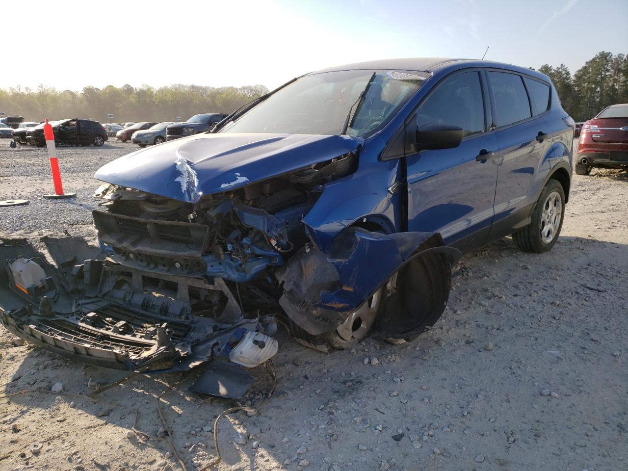 Photo 2 from auction – 2018 FORD ESCAPE S with VIN 1FMCU0F73JUD34163