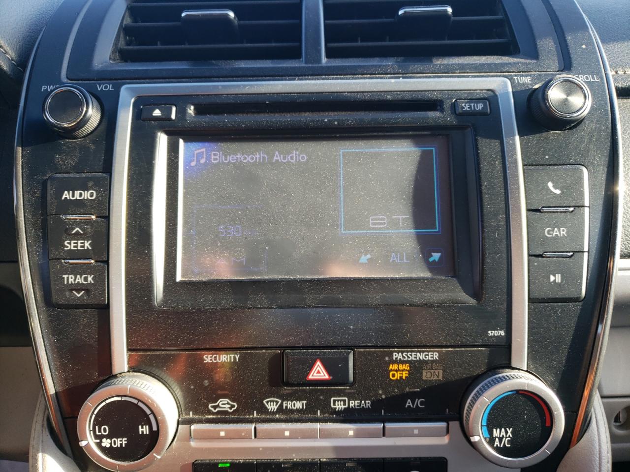 Photo 9 from auction – 2014 TOYOTA CAMRY L with VIN 4T4BF1FK9ER351822