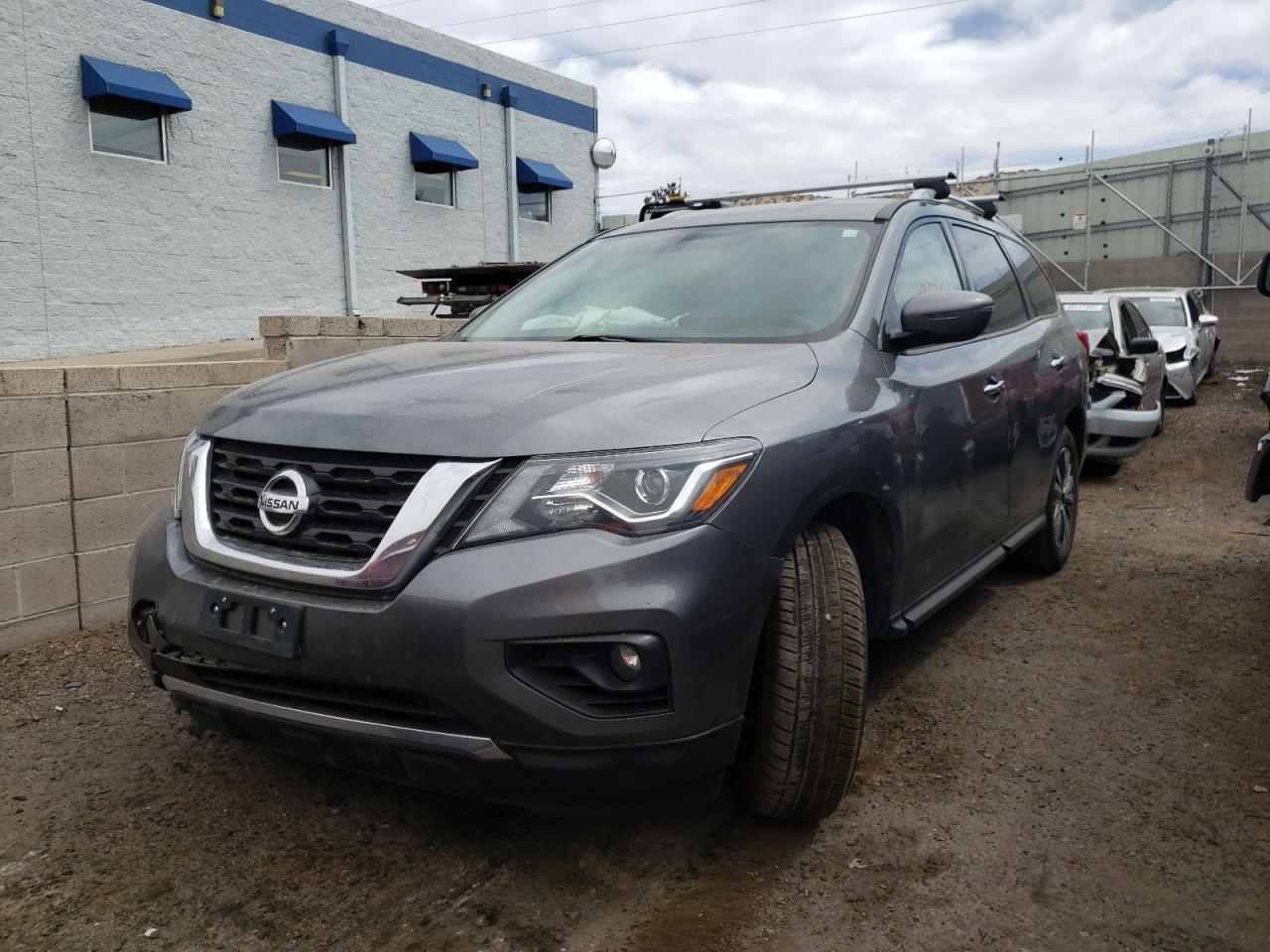 Photo 2 from auction – 2019 NISSAN PATHFINDER with VIN 5N1DR2MM0KC598832