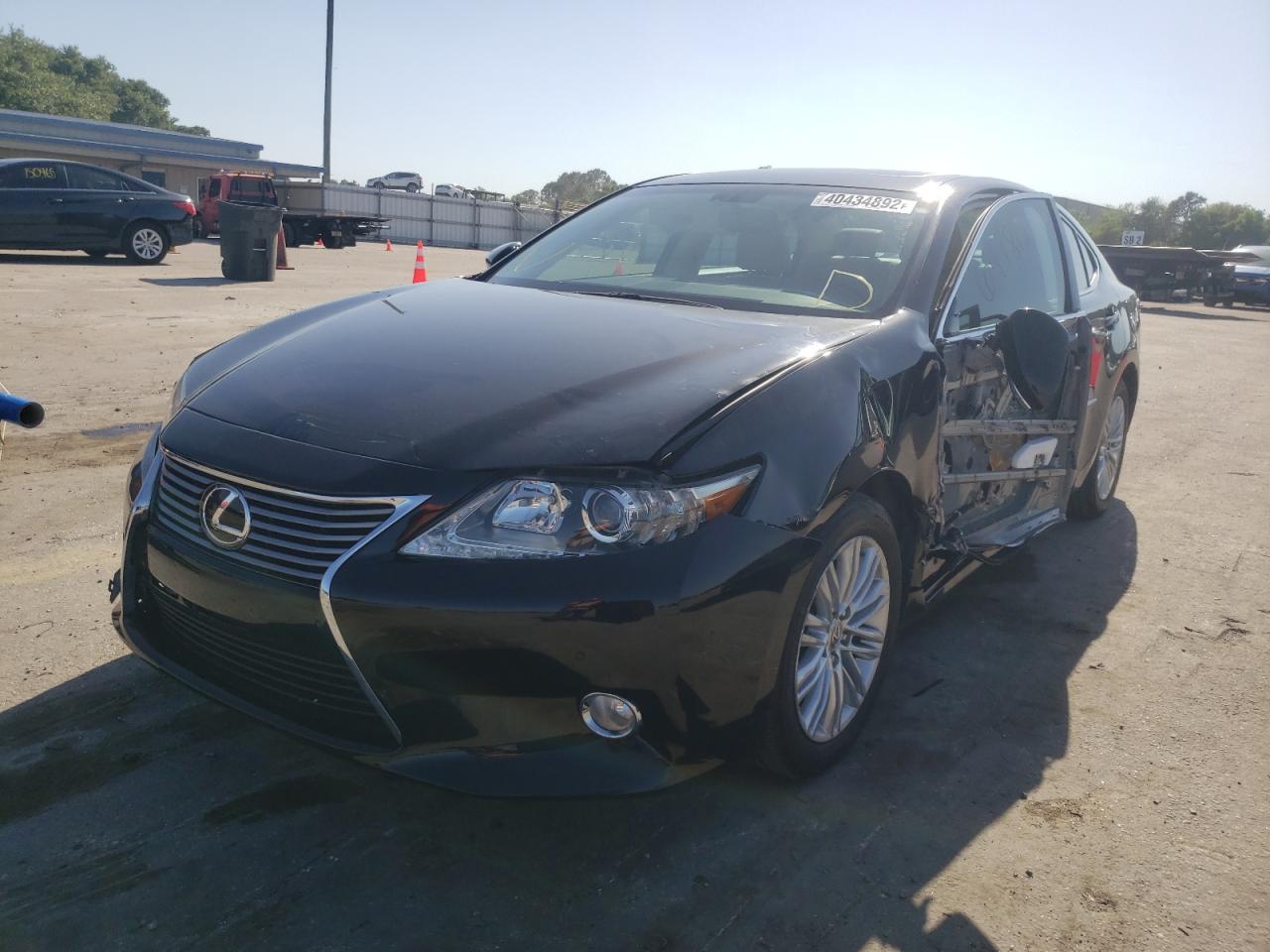 Photo 2 from auction – 2013 LEXUS ES 350 with VIN JTHBK1GG1D2074676