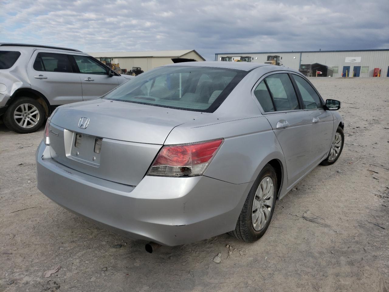 Photo 4 from auction – 2010 HONDA ACCORD LX with VIN 1HGCP2F32AA100443