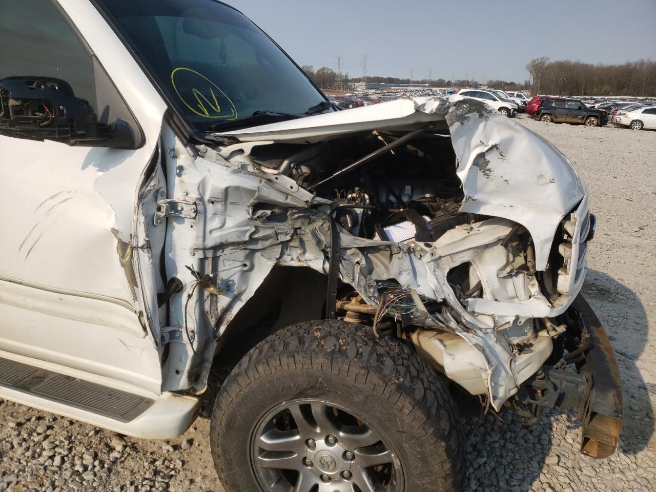 Photo 9 from auction – 2004 TOYOTA SEQUOIA LI with VIN 5TDZT38A14S224944
