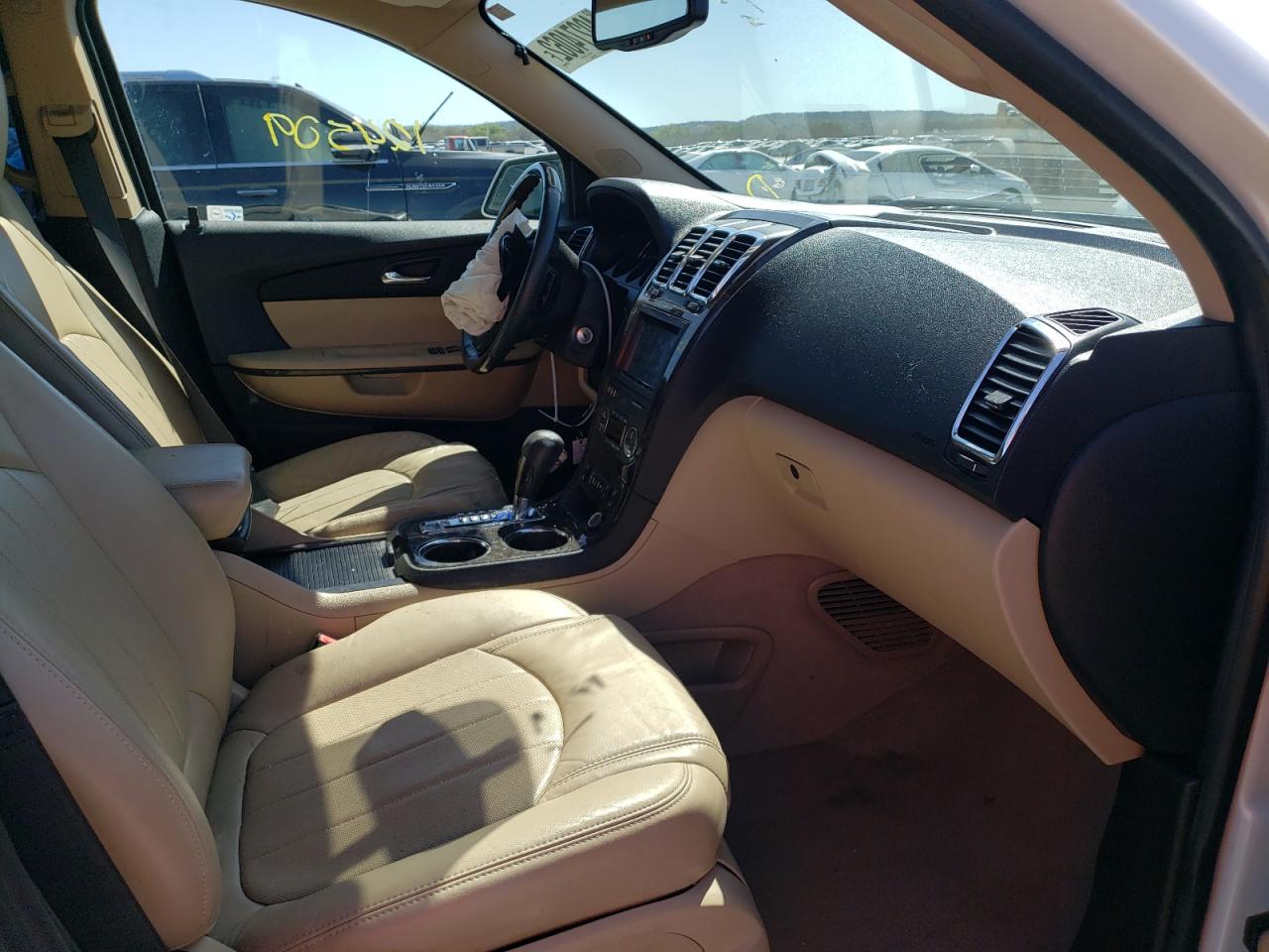 Photo 5 from auction – 2012 GMC ACADIA DEN with VIN 1GKKRTED4CJ268516
