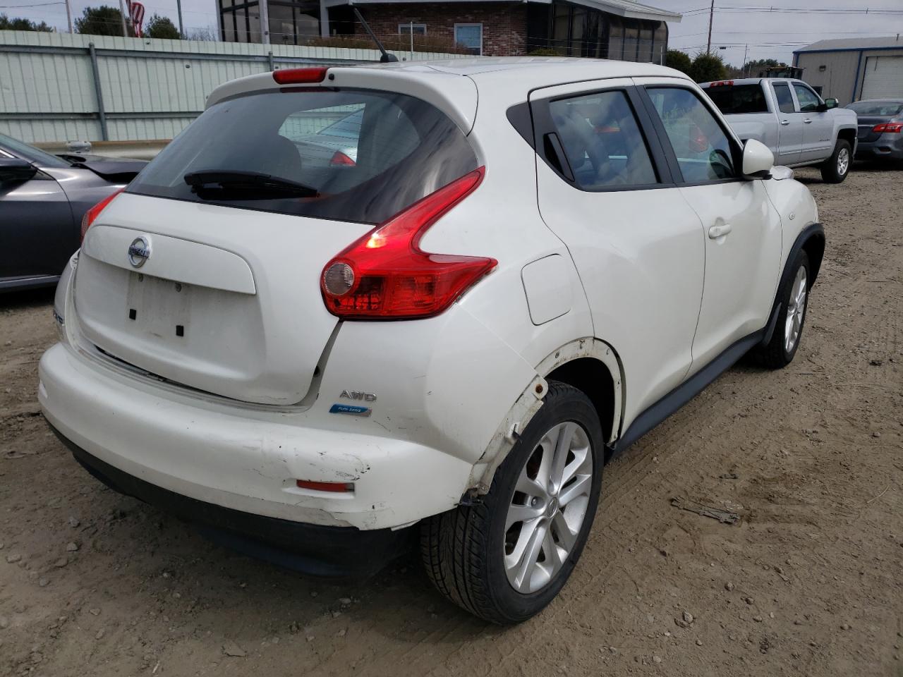 Photo 4 from auction – 2013 NISSAN JUKE S with VIN JN8AF5MVXDT213214