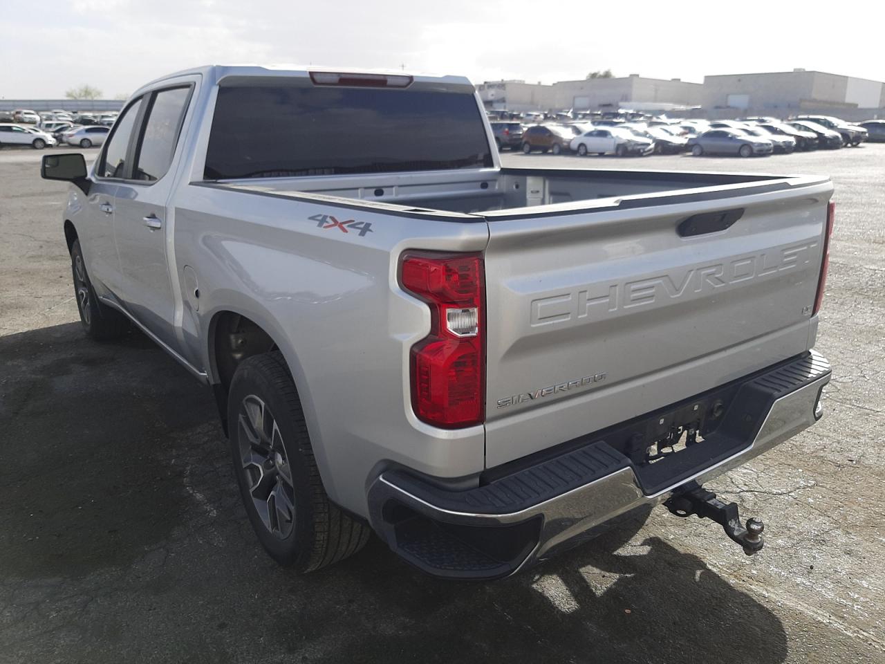 Photo 3 from auction – 2019 CHEVROLET SILVERADO with VIN 3GCUYDED2KG100130