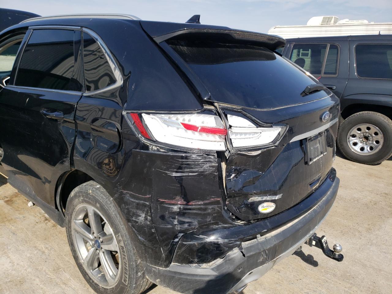 Photo 9 from auction – 2019 FORD EDGE SEL with VIN 2FMPK4J98KBB38329