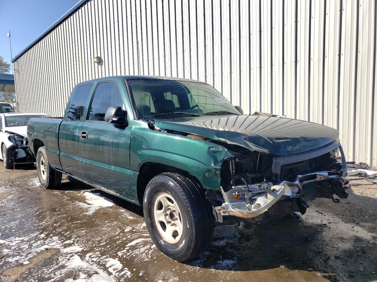 GMC NEW SIERRA 2004 z numerem VIN 2GTEC19T141278738 - Zdjęcie z aukcji
