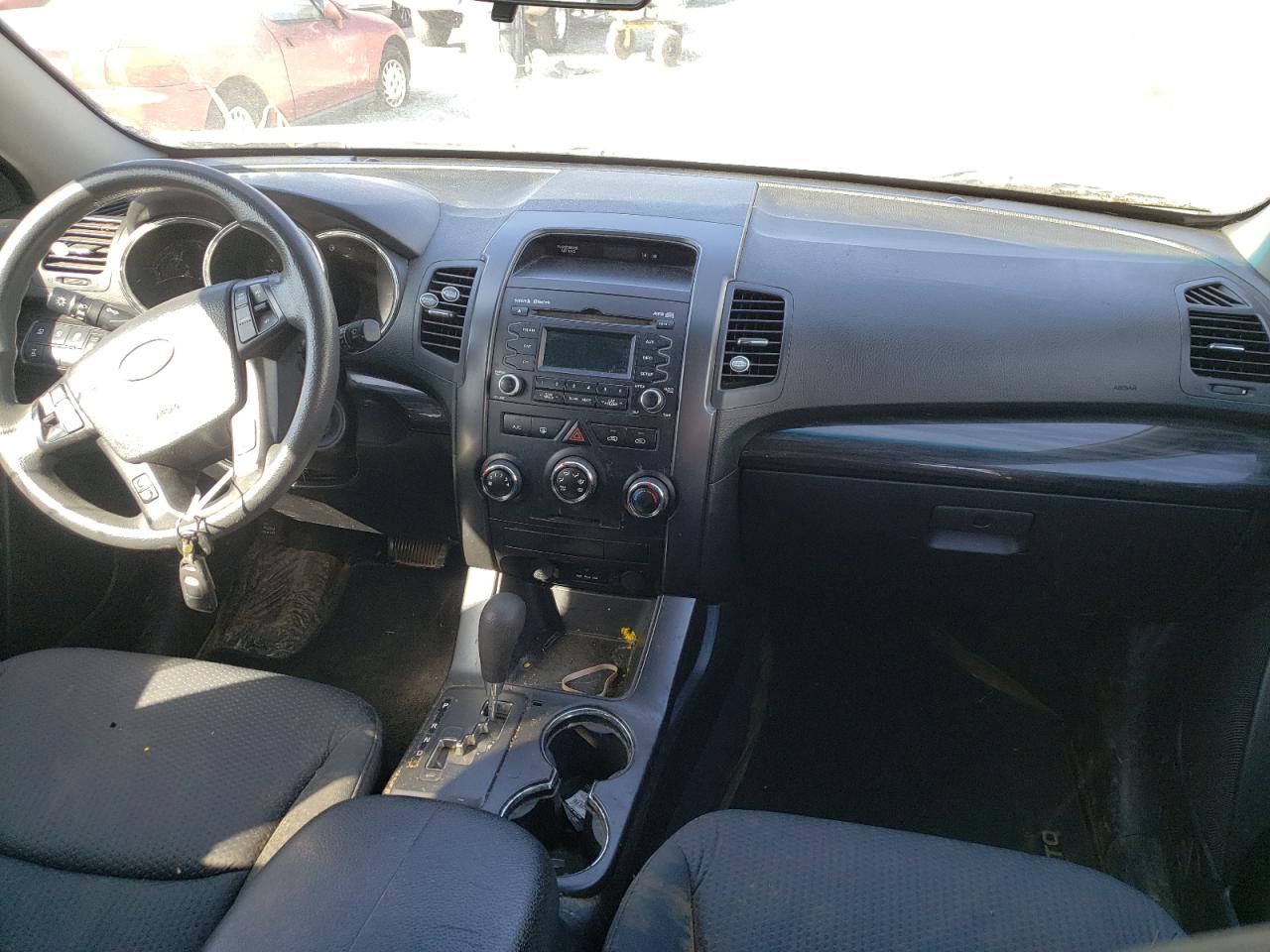 Photo 9 from auction – 2012 KIA SORENTO BA with VIN 5XYKTCA68CG230548
