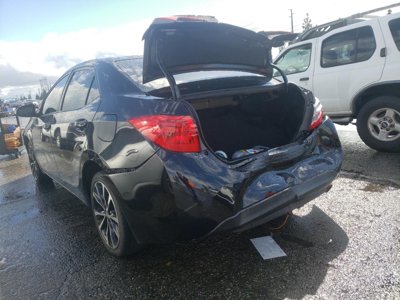 Photo 3 from auction – 2017 TOYOTA COROLLA L with VIN 5YFBURHE4HP723076