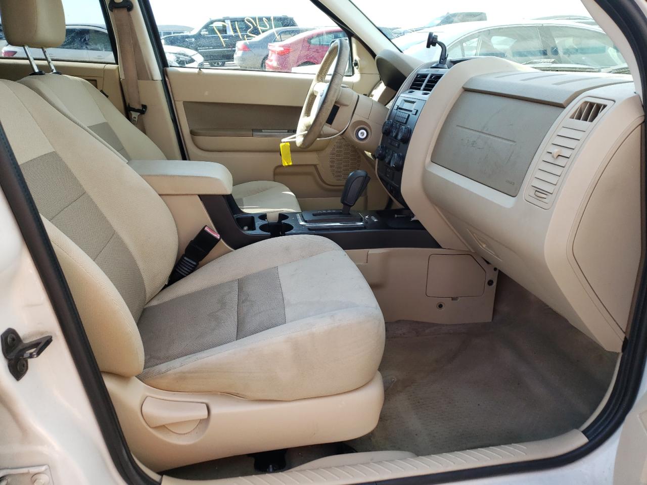 Photo 5 from auction – 2009 FORD ESCAPE XLT with VIN 1FMCU03739KA43657
