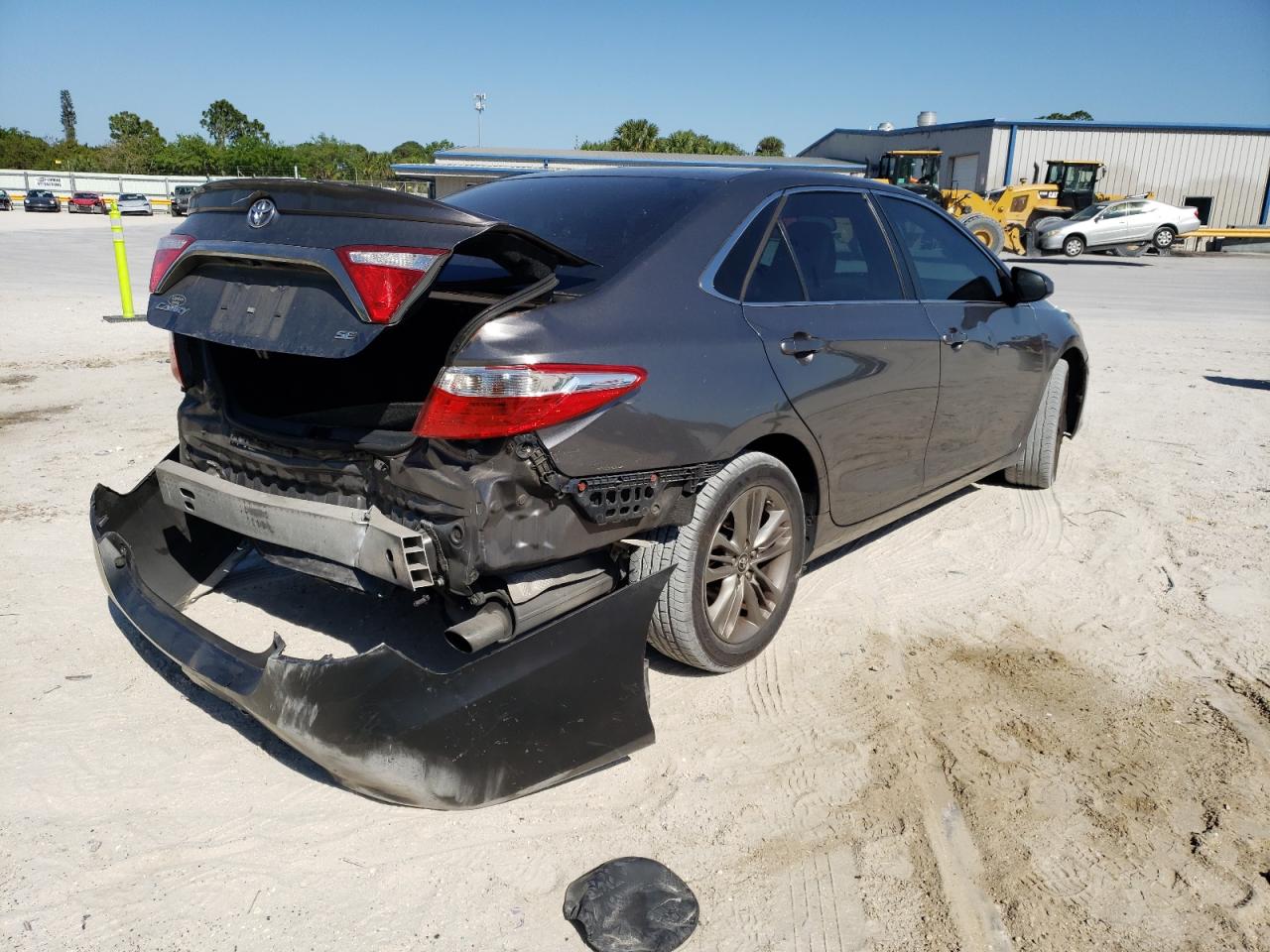 Photo 9 from auction – 2016 TOYOTA CAMRY LE with VIN 4T1BF1FK3GU132819