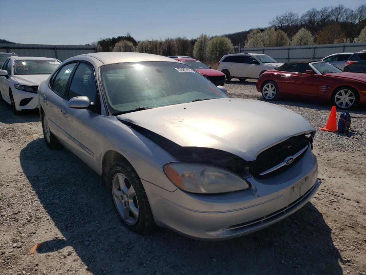 FORD TAURUS SE 2000 with VIN 1FAFP5321YA179659 - Photo from auction