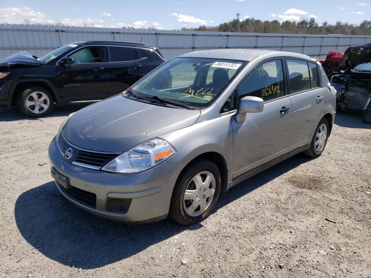 Photo 2 from auction – 2007 NISSAN VERSA S with VIN 3N1BC13E27L414264
