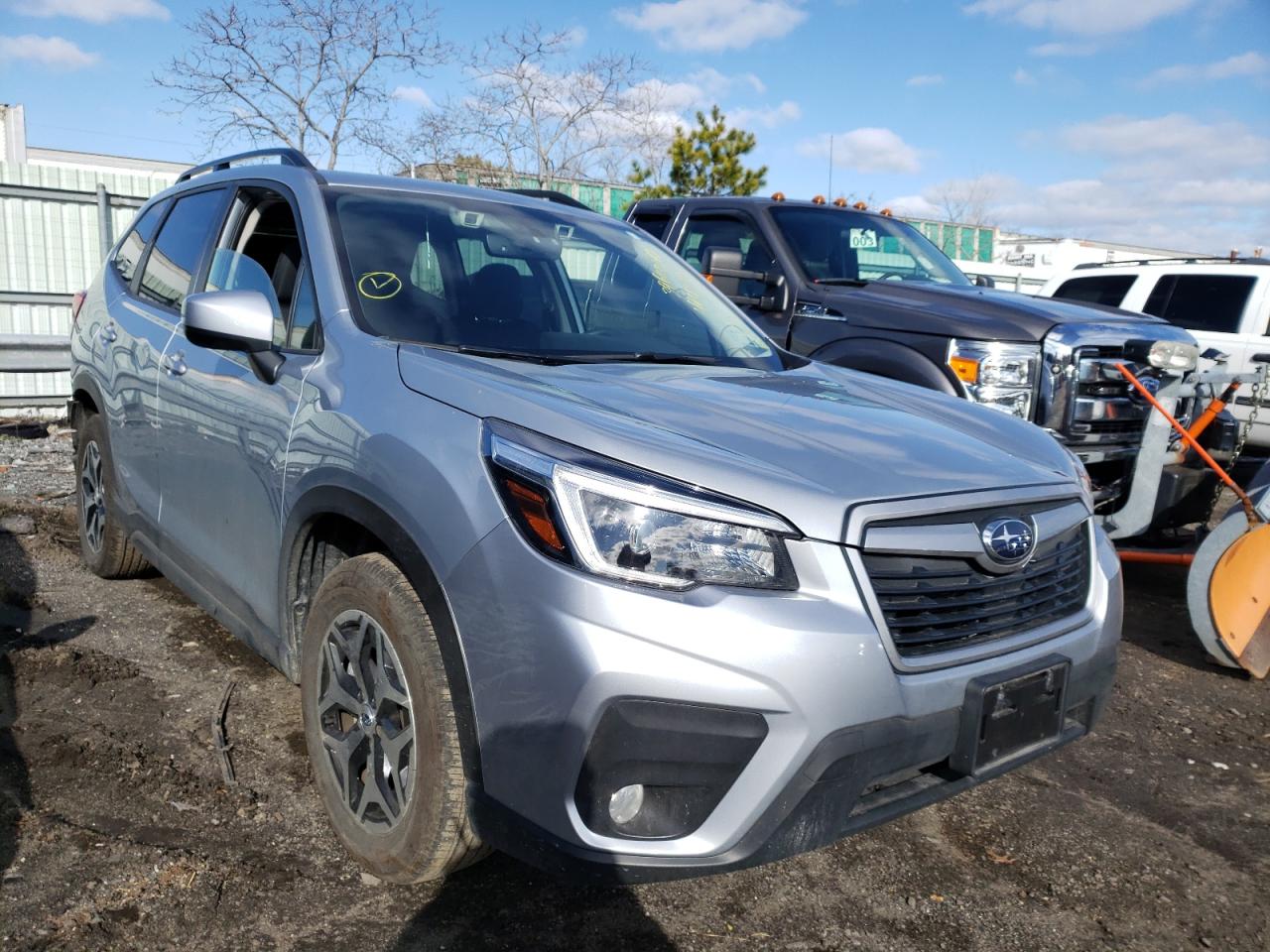SUBARU FORESTER P 2021 with VIN JF2SKAJCXMH464312 - Photo from auction